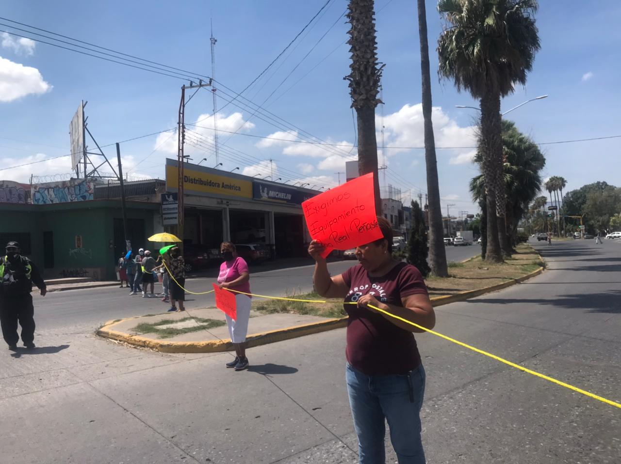 Protestan en la 20 de Noviembre por falta de agua en Las Terceras