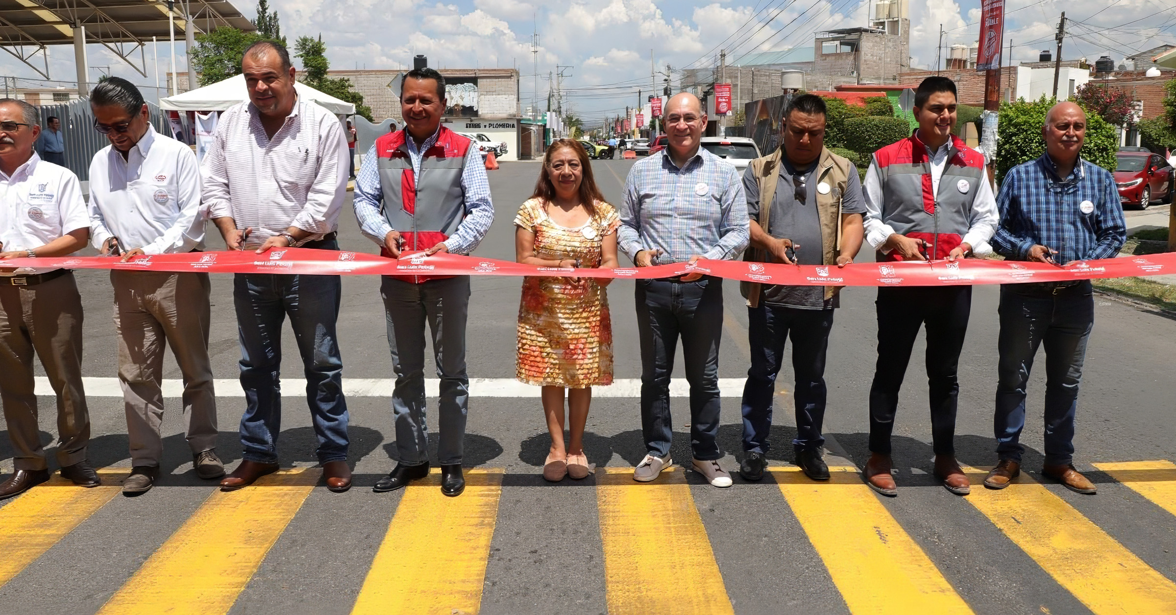 Enrique Galindo Alcalde De Slp Inaugura La Rehabilitada Calle Frank