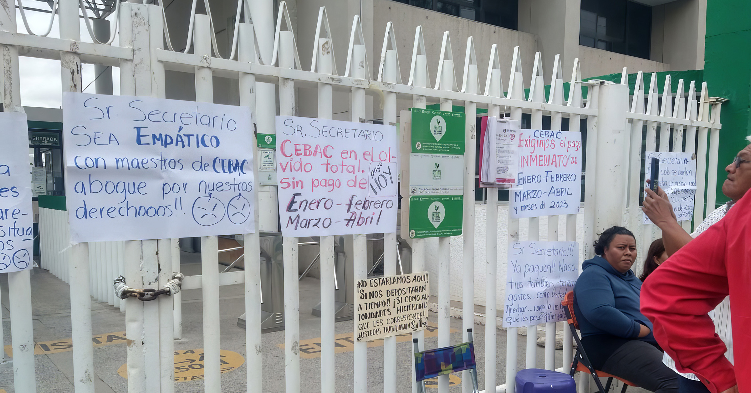 Maestros De Cebac Toman Secretaría De Educación De San Luis Potosí Exigiendo Pagos Atrasados 8052