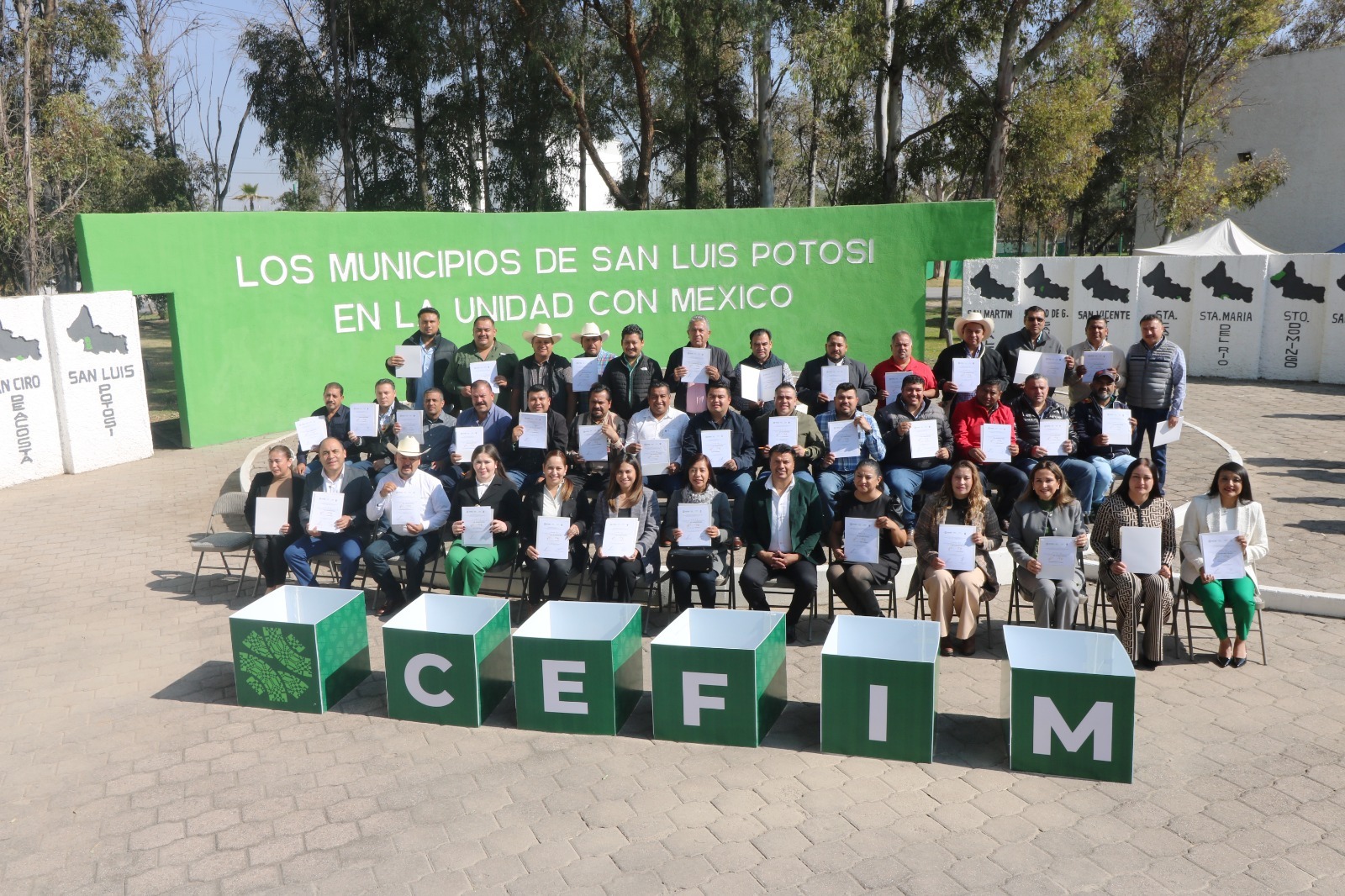 Gobierno Estatal concreta convenio con los 59 municipios de San Luis Potosí