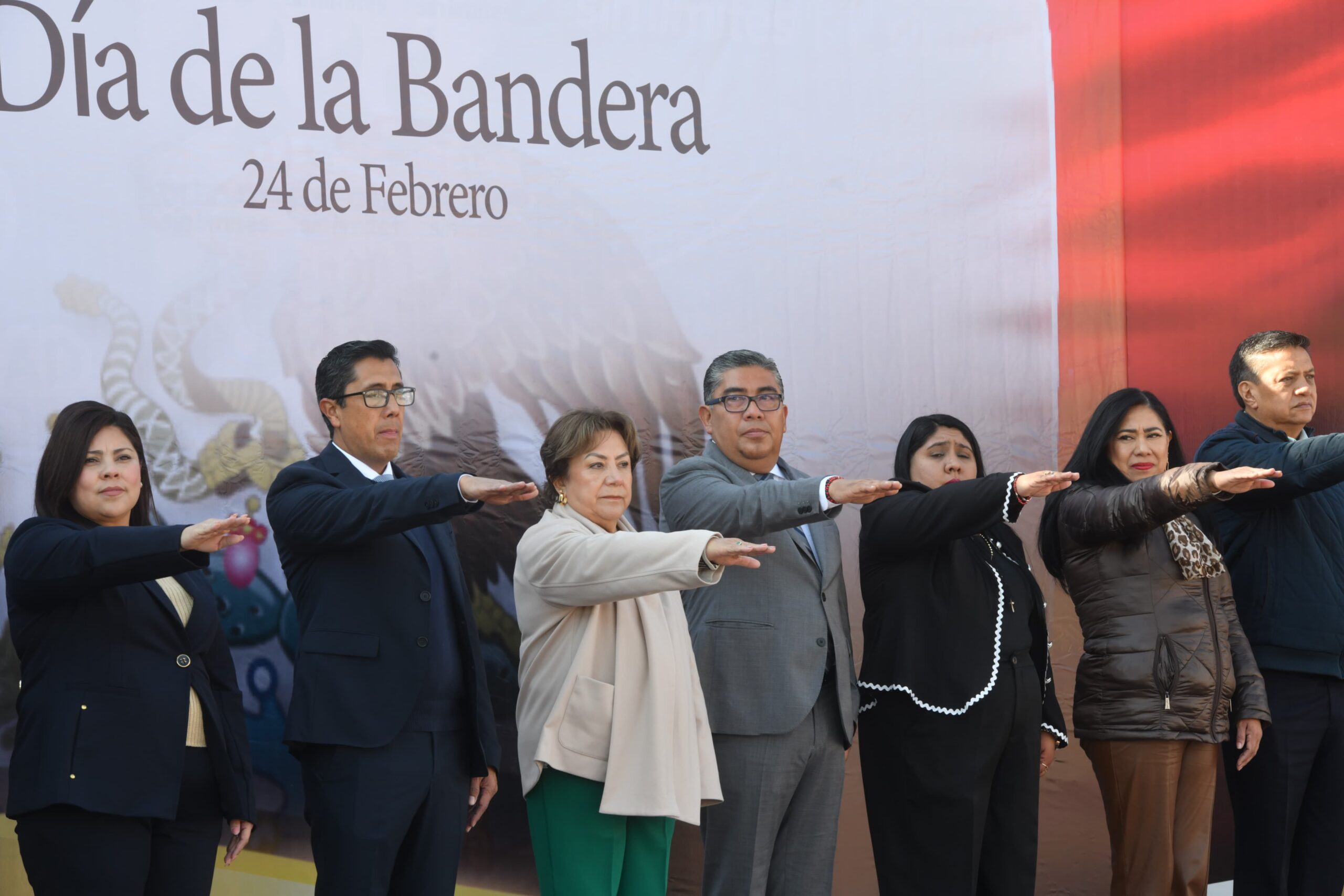 Soledad conmemora el Día de la Bandera con juramento de estudiantes