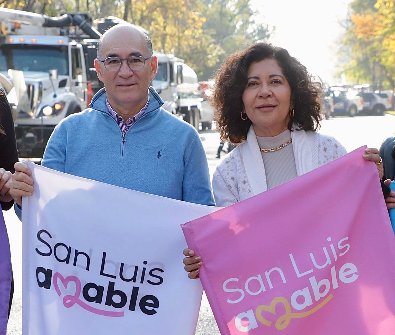 Avanza programa “Por Buen Camino” con trabajos de bacheo en distintos ...